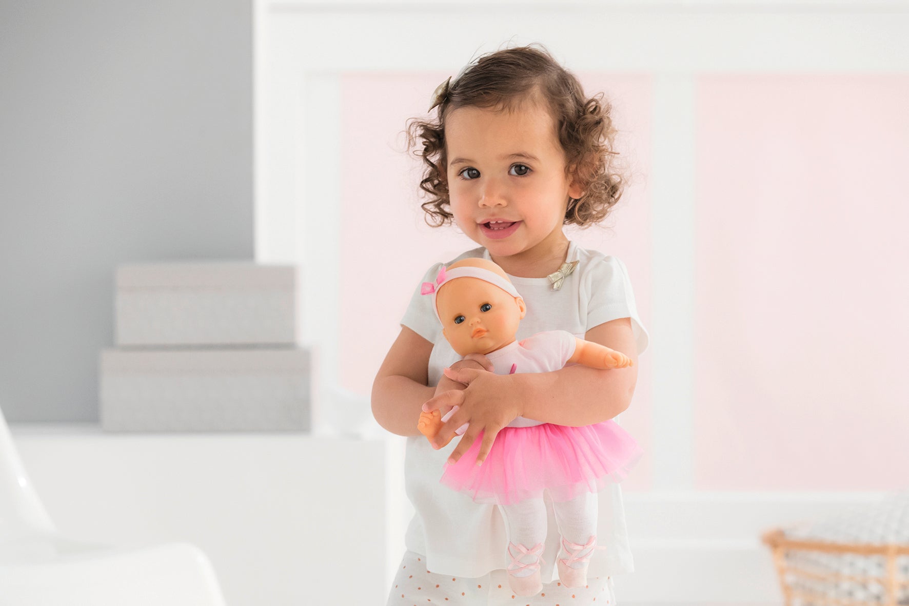 COROLLE MPP BEBELUS CALIN MAEVA BALERINA 30CM Simba - Imagine 3 [ps:184cc22a-112c-499c-ae2b-00114a74f417]