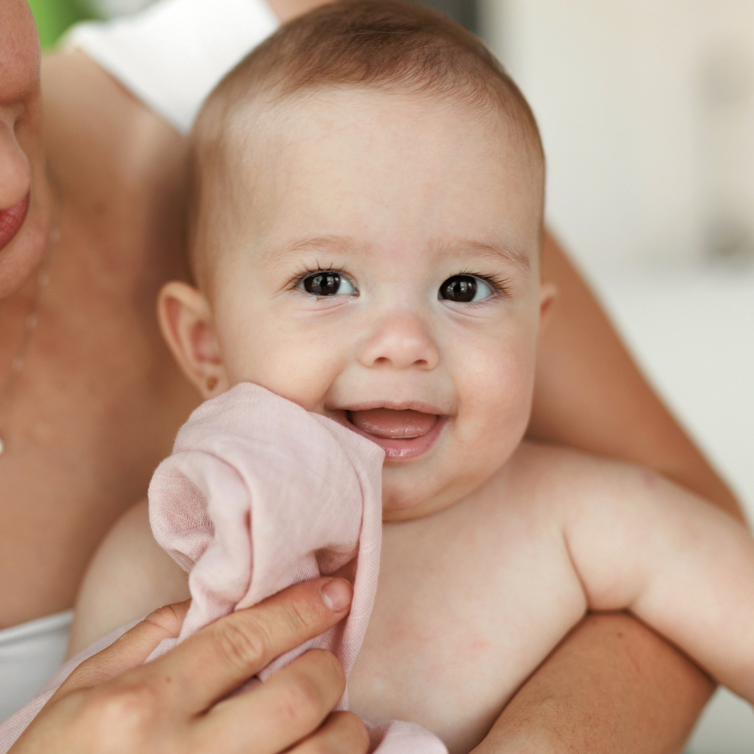 Muselină multifuncțională din bumbac organic ONINO HUG.me - 6 culori disponibile [ps:2ee5aa54-a25a-46a9-bf40-c8f3a94c81a1]