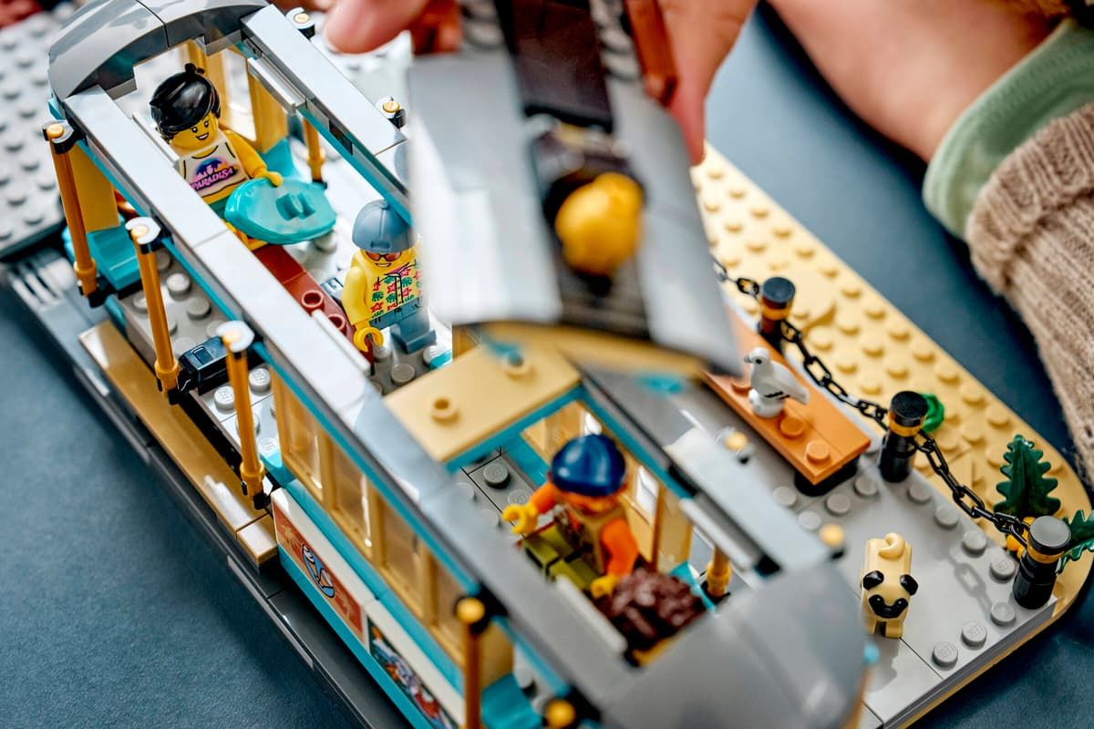 LEGO City Tramvai de Plaja Clasic 60506 - Set de Construcție - Default Title (6) [ps:3ec236ba-5fb7-49eb-b809-dc33a72a03ba]