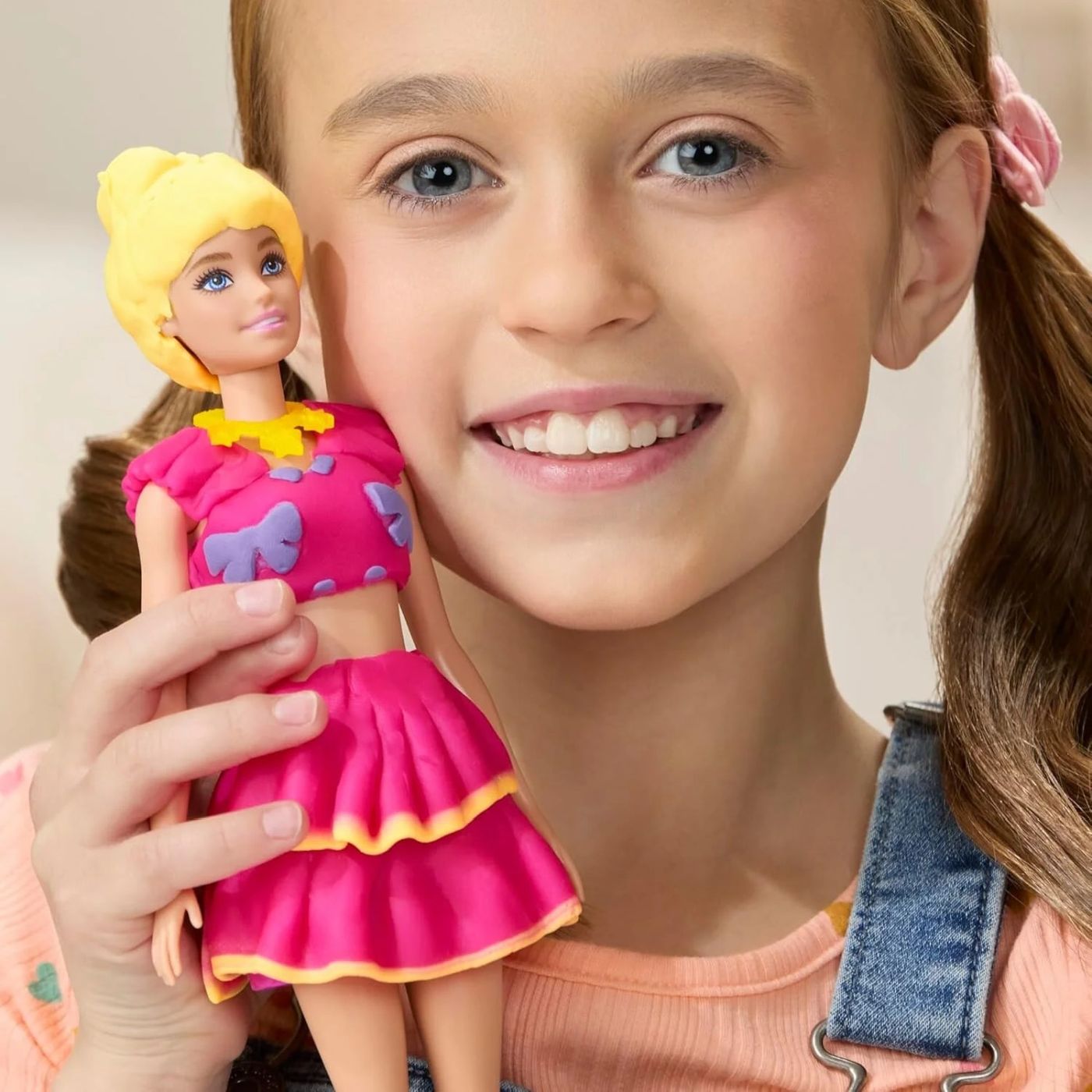 PLAY DOH BARBIE SET PLASTELINA VOLANASE SI FUNDITE CU - Imagine 4 [ps:65f9fe8a-e11c-4bf6-850e-2885cf923722]