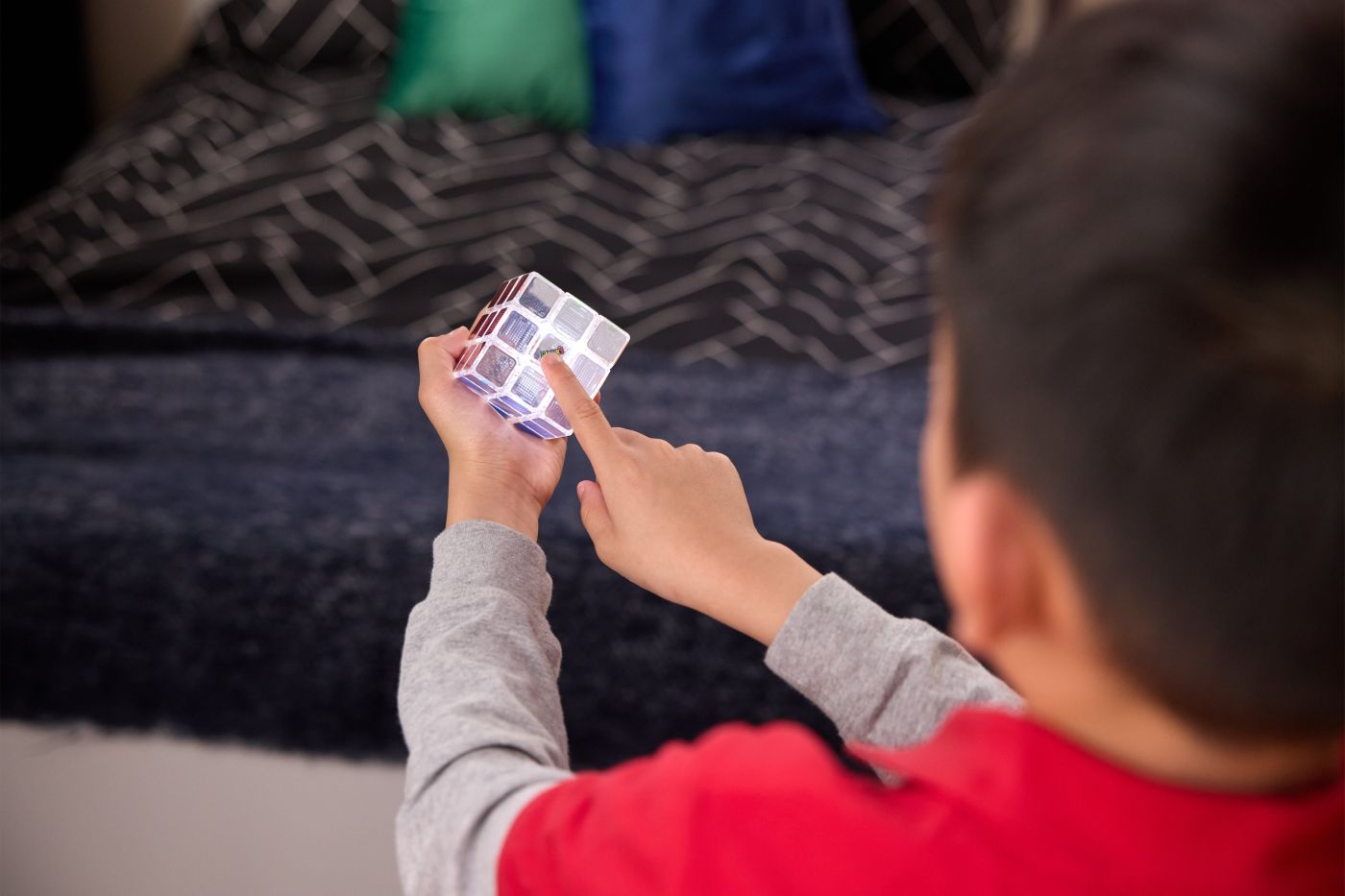 CUB RUBIKS PULSE LUMINOS Spin Master - Imagine 7 [ps:cefbf4e9-8476-4b7a-9e3e-bdadcbe859c0]