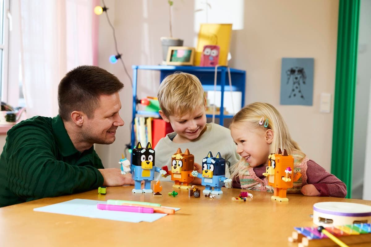 LEGO Bluey Familia lui Blue din Caramizi 11217 | Infant - Default Title (6) [ps:9fd23f2e-b046-4d01-99f1-73de5cf37ba8]