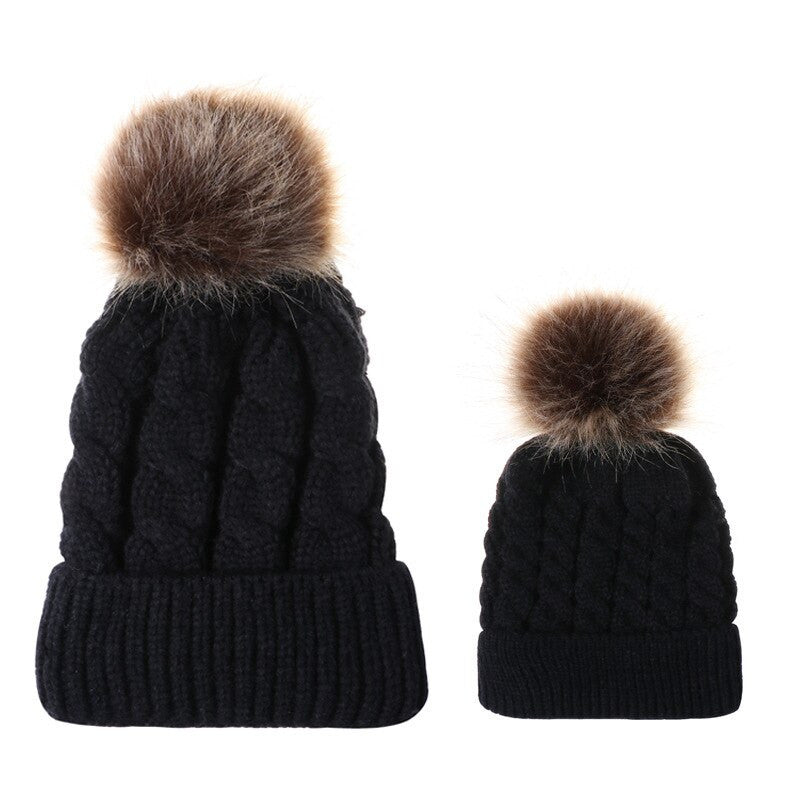 Set caciuli mama copil cu doua pampoane Drool (Culoare: - Negru