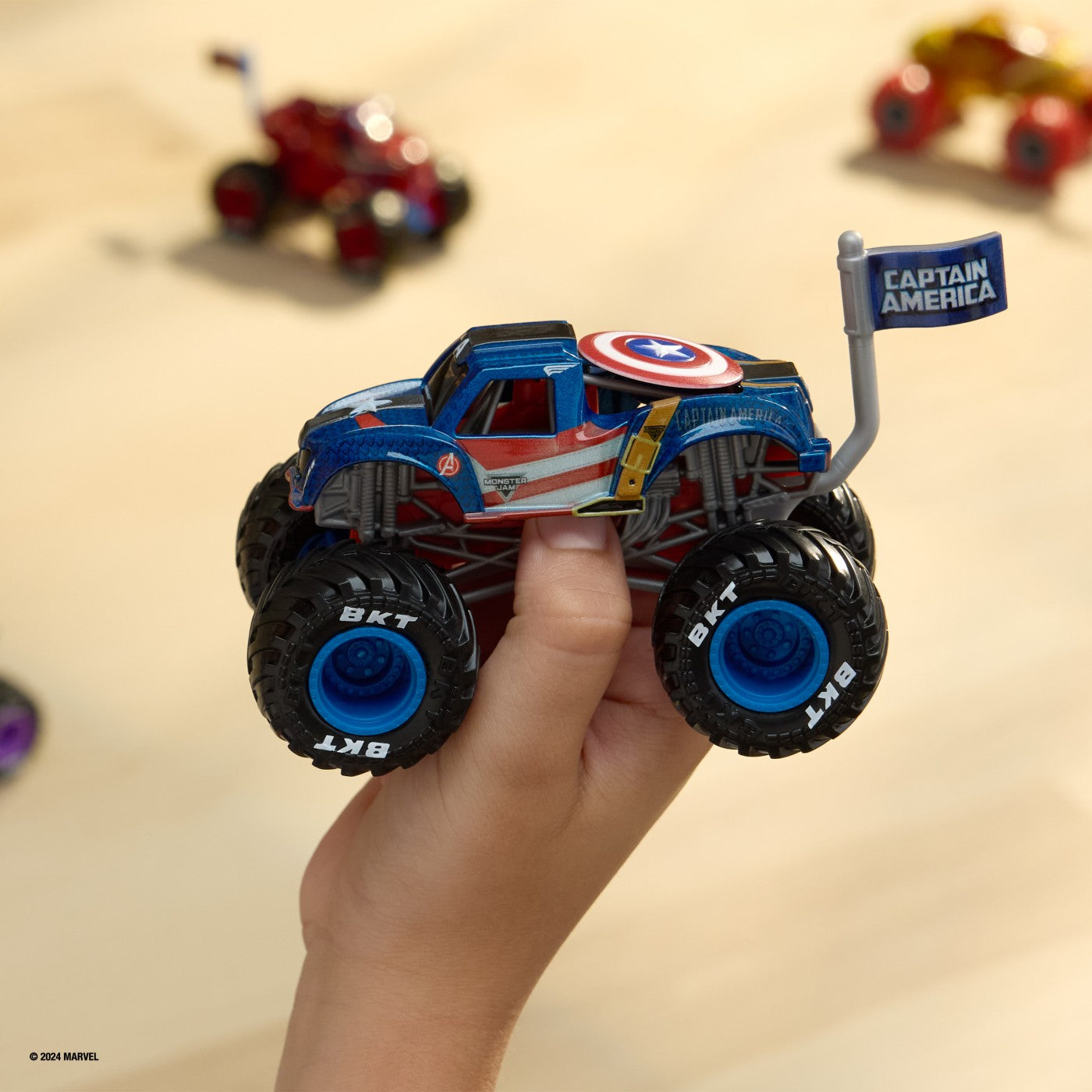 MONSTER JAM MARVEL CAMION GIGANT CAPTAIN AMERICA SCARA 1 LA 64 [ps:78f35b11-00c0-48f0-ae0e-658c6863b150]
