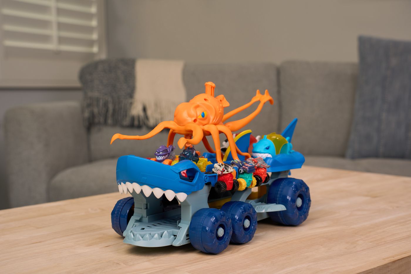 Monster Jam Mini Jams Megalodon Atacul Calamarului - Spin - Default Title (6) [ps:1eb09791-d7a4-4d60-b48e-43df3698d5f2]