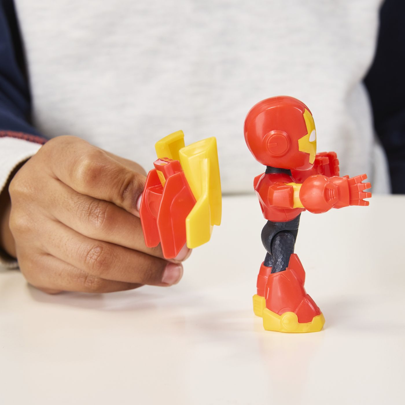 MARVEL IRON MAN SI PRIETENII SAI UIMITORI SET VEHICUL SI - Imagine 6