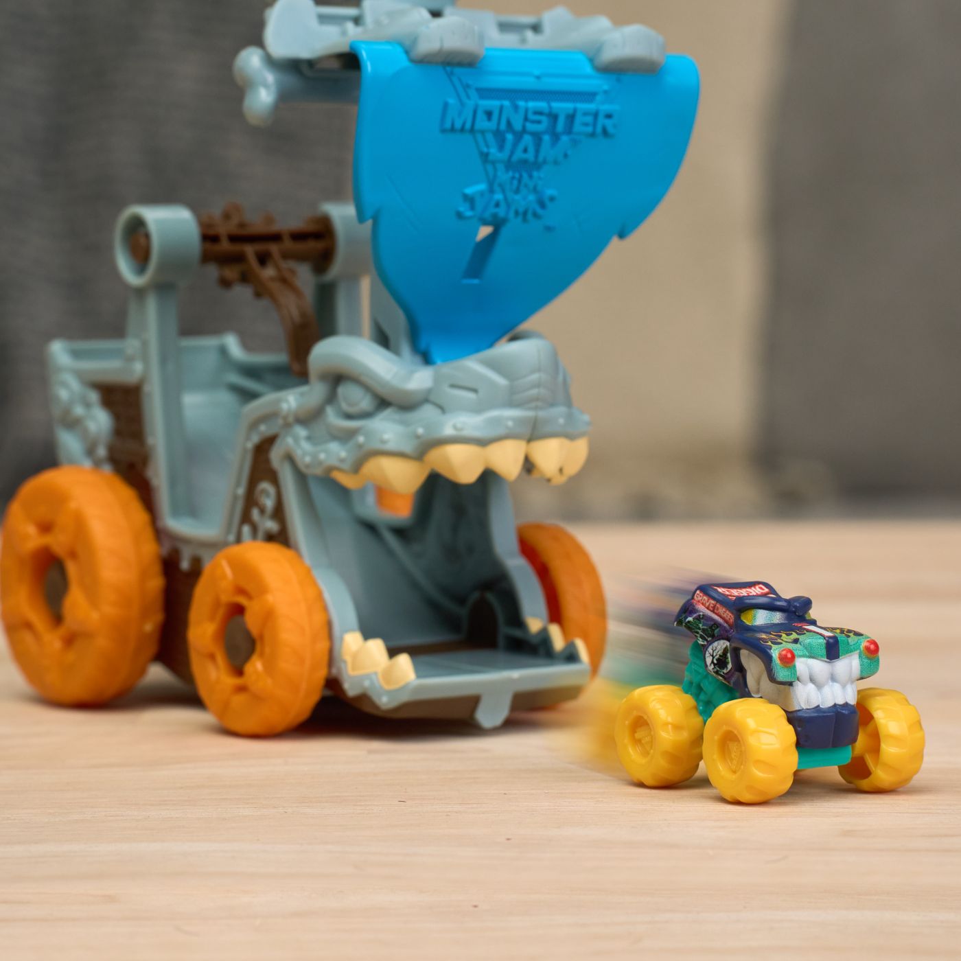 Set Joacă Monster Jam Mini Jams Lansator Megalodon - Spin - Default Title (6) [ps:4808a2ea-0e66-40ae-87bf-807431de2d8c]