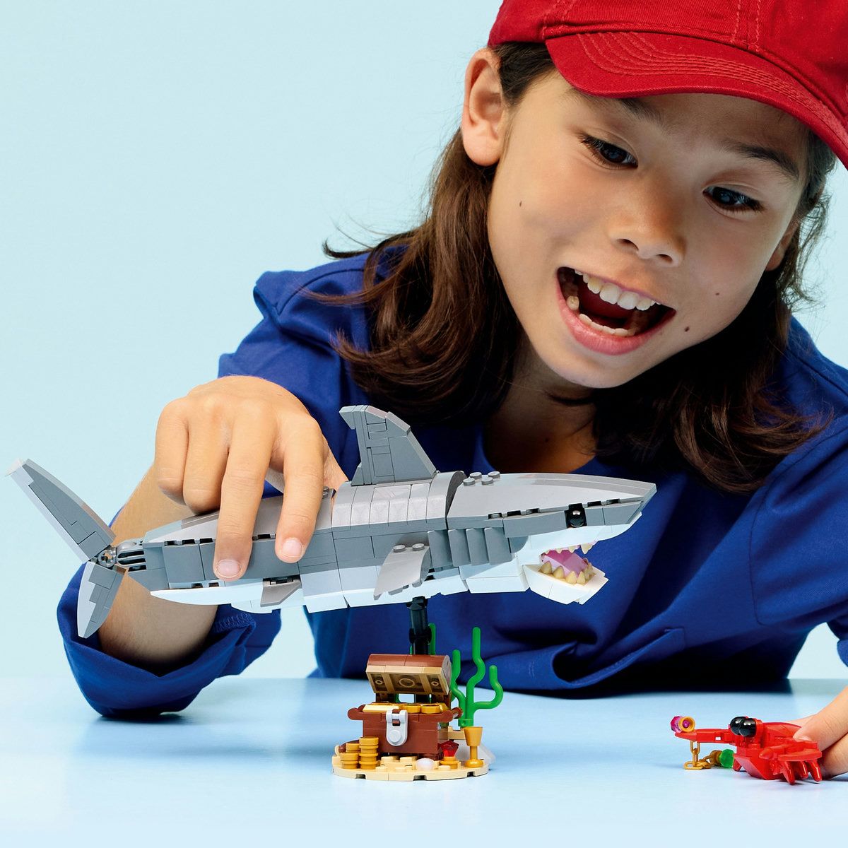 LEGO CREATOR RECHIN FEROCE CU UN CUFAR DE COMORI 31381 - Imagine 5 [ps:34121274-292a-4f22-a97c-663d63410980]