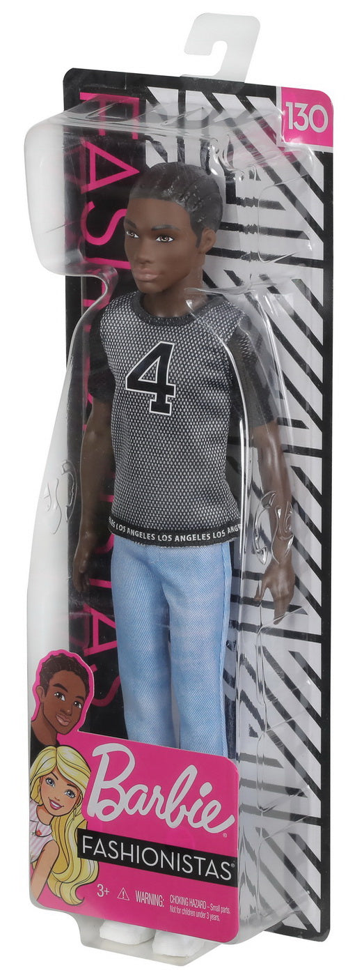 PAPUSA BAIAT FASHIONISTAS CU CAMASA SI PAPION Mattel - Afro-American (7) [ps:62c5ab93-d1cd-4c49-a047-443a18732b86]