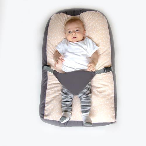 Saltea anti-alunecare BabyJem cu ham pentru bebelusi (Culoare: Somon) [ps:2842282e-6d57-4ba2-9796-4d6f55fdb420]