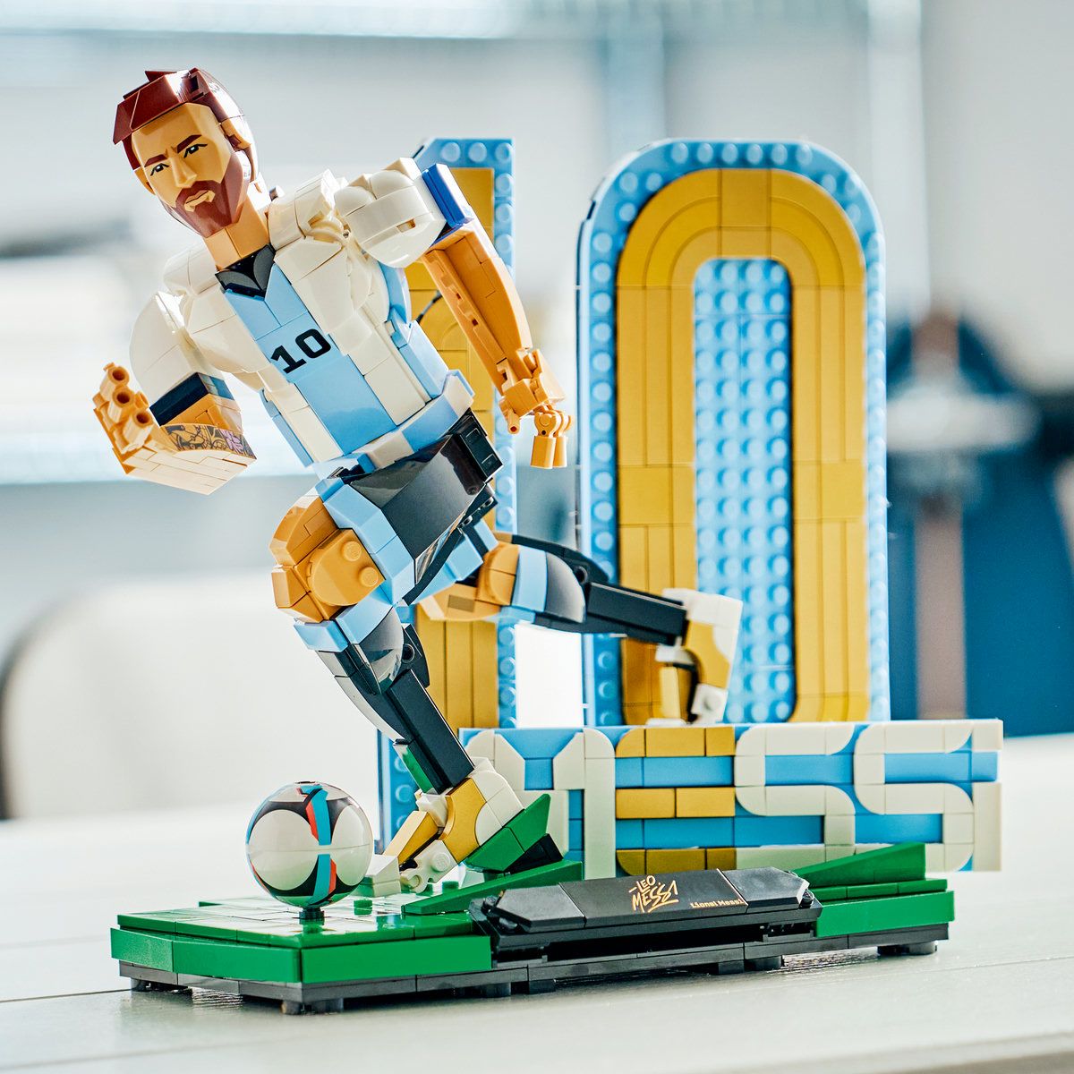 LEGO EDITIONS LIONEL MESSI LEGENDA A FOTBALULUI 43015 - Default Title (7) [ps:12aaefbb-a155-496d-a005-a7ea943fb30d]