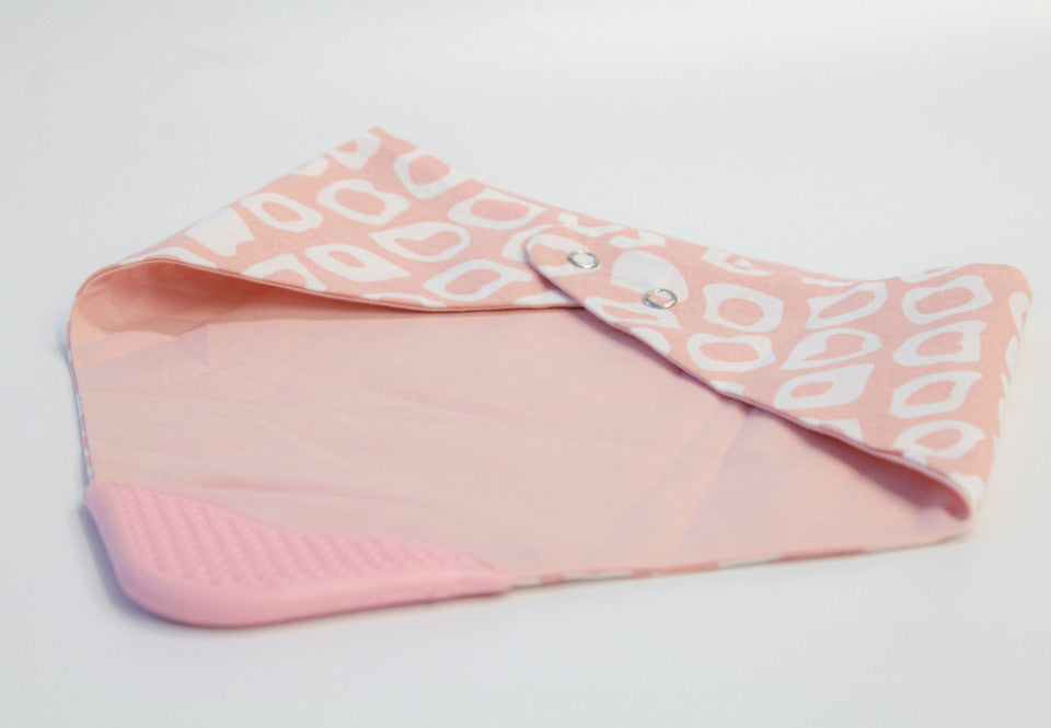 Baveta BabyJem tip bandana cu jucarie dentitie (Culoare: - Roz