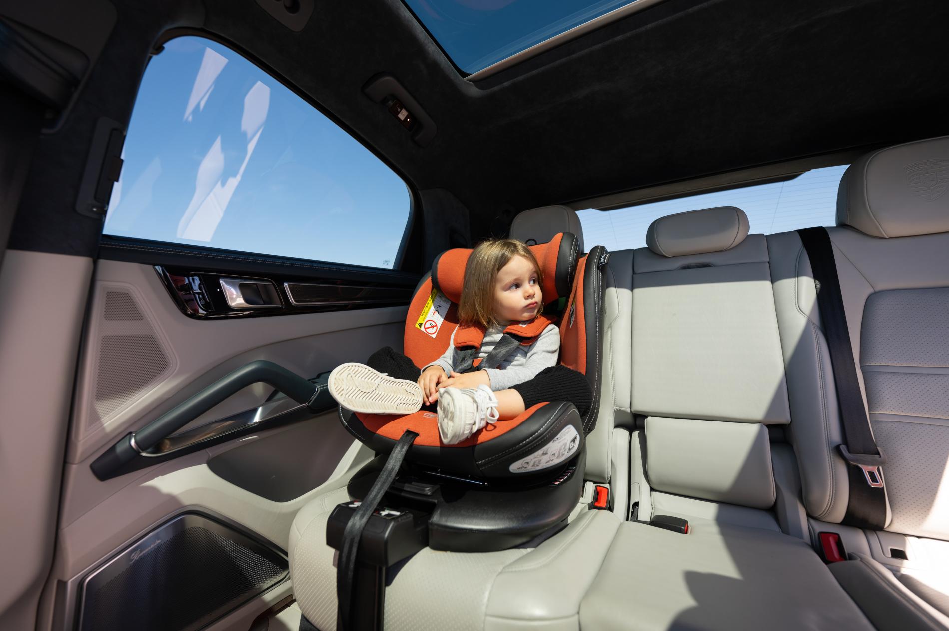 Scaun auto pentru copii, Estate, i-Size, Isofix, baza rotativa, picior de sprijin, 0 Luni-12 Ani, 40-150 cm - Imagine 7 [ps:11dc989f-f115-4d94-b73f-f68ca3947442]