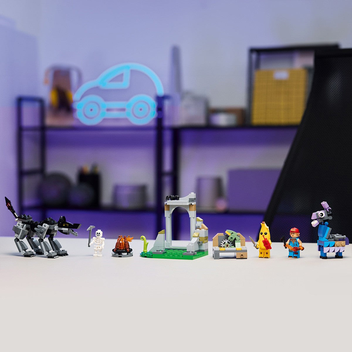 LEGO FORTNITE TABARA LUI PEELY SI SPARKPLUG 77075 - Imagine 5 [ps:5798fa11-e9d7-42dd-b3d6-5728ebff953f]