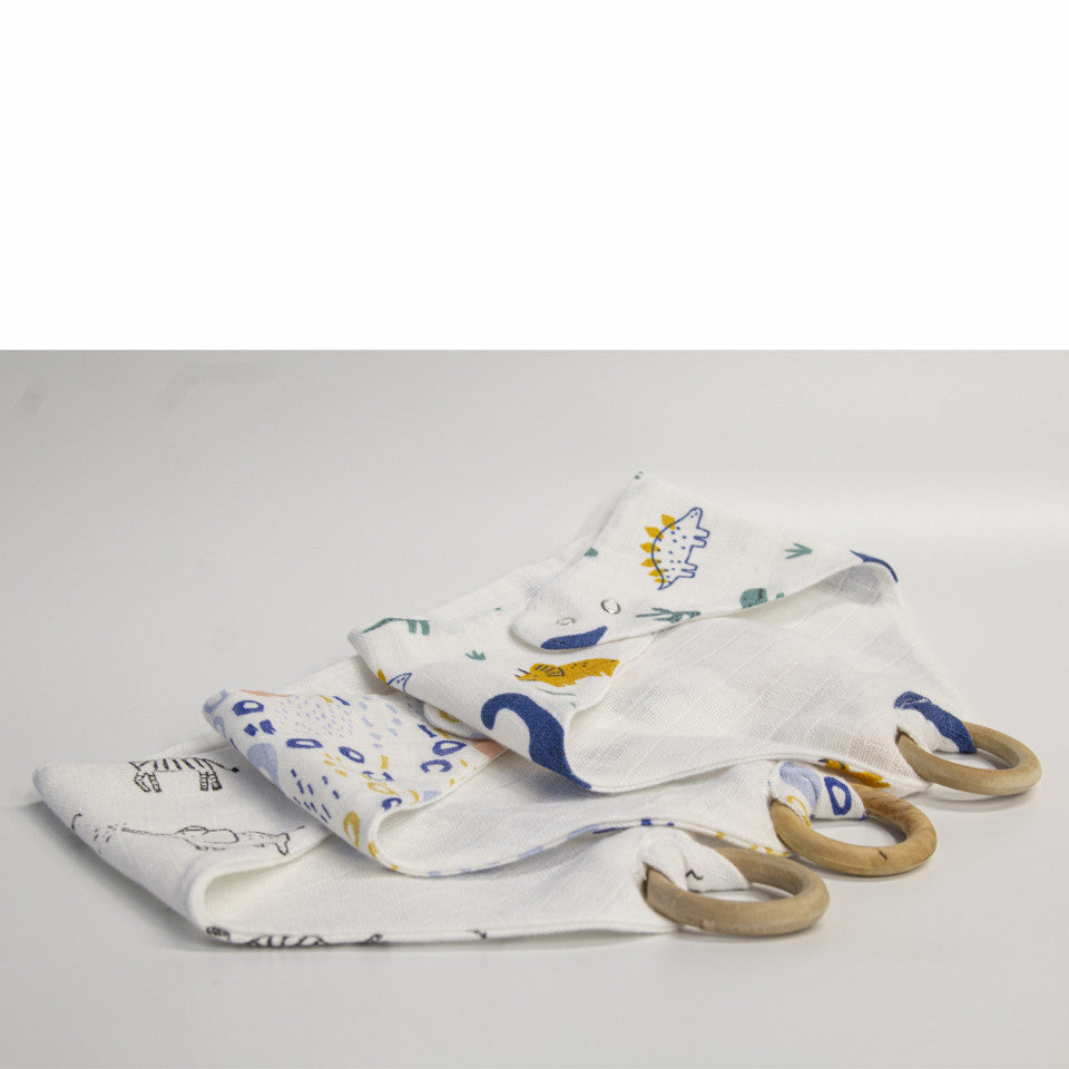 Baveta din muselina cu inel din lemn BabyJem (Model: Zoo) [ps:cf392781-d6a7-4feb-84c7-56b1ece656c0]