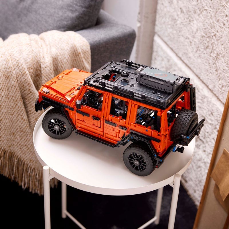 LEGO TECHNIC MERCEDES BENZ G 500 PROFESSIONAL LINE 42177 - Imagine 9 [ps:4f01304f-e304-4374-9030-ee9a729ff900]