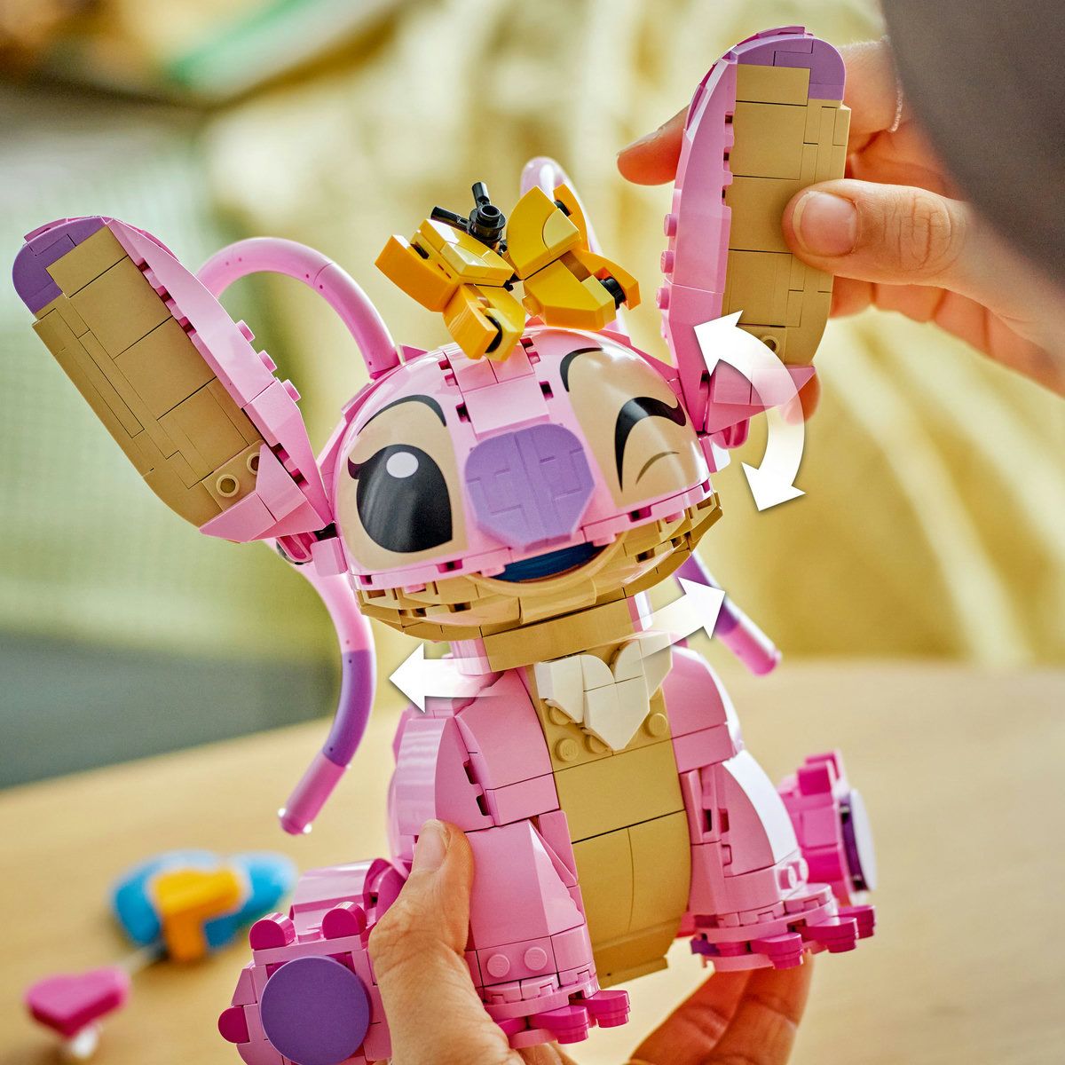 LEGO DISNEY STITCH ANGEL 43257 - Imagine 7 [ps:0887ae86-8125-4d47-8b84-8459251284a6]