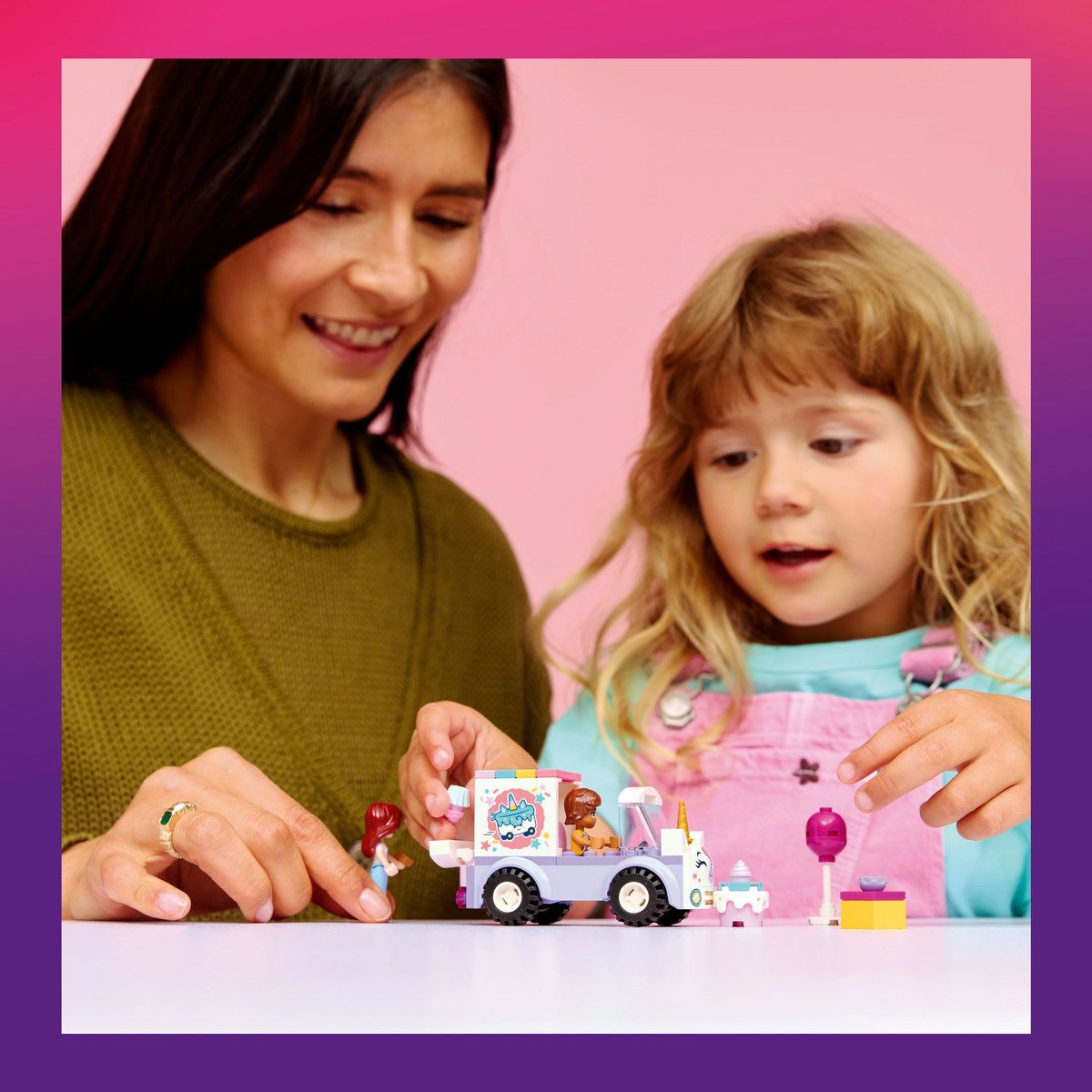 LEGO FIRENDS MASINA UNICORN PENTRU LIVRARE DE TORTURI 42675 - Imagine 4 [ps:48225be6-3b2d-4545-9781-9168e13fec5e]