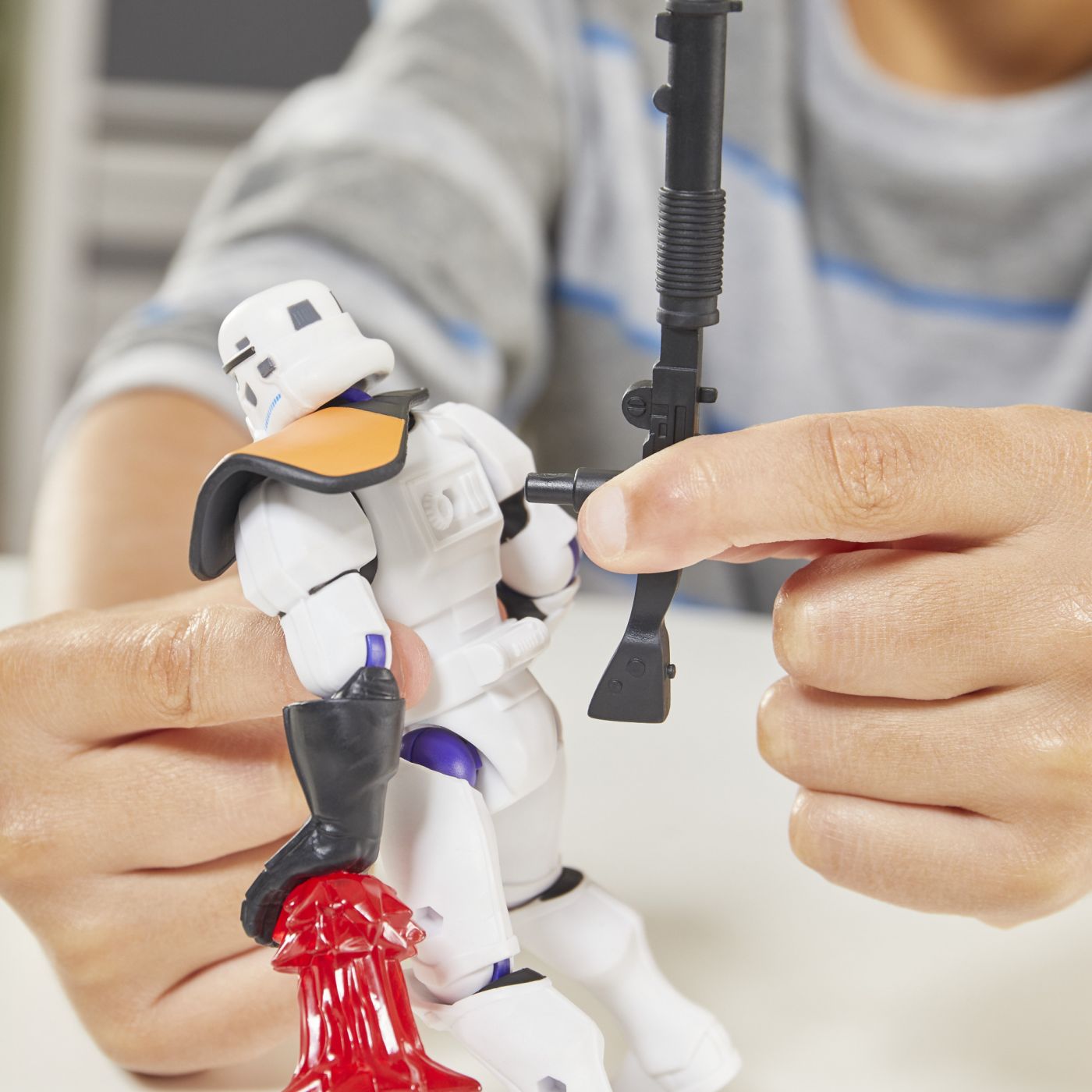 STAR WARS MIX MASHERS SET FIGURINA STORMTROOPER 12CM SI - Imagine 5 [ps:abe01c8b-19ed-4006-8906-e91a95289199]