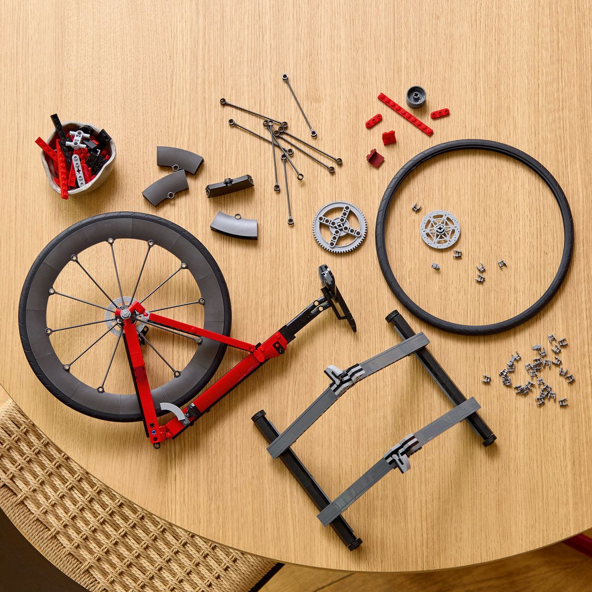 LEGO Icons Bicicletă de Sosea 11380 - Set de Construcție - Default Title (8) [ps:7af28f55-ab07-4fa9-a4dc-5c13dce20424]