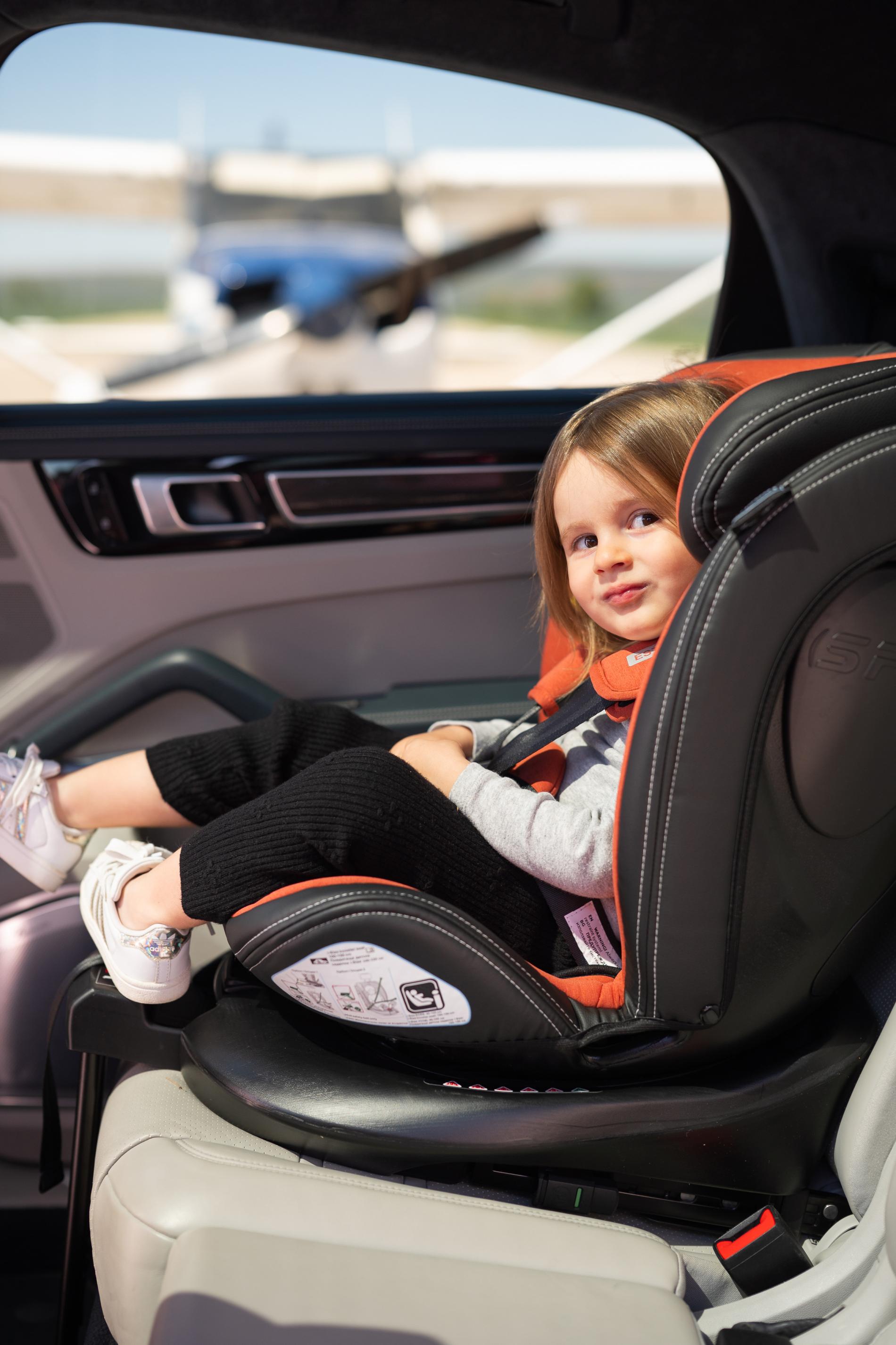 Scaun auto pentru copii, Estate, i-Size, Isofix, baza rotativa, picior de sprijin, 0 Luni-12 Ani, 40-150 cm - Imagine 8 [ps:6c109490-218f-482a-bf01-baaaf7393116]