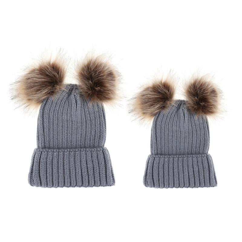 Set caciuli mama copil cu doua pampoane Drool (Culoare: - Gri