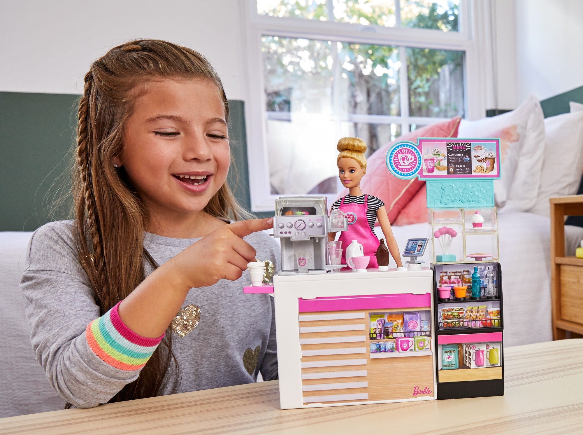 BARBIE  SET CAFENEA CU 20 DE ACCESORII Mattel - Imagine 4 [ps:89469e91-f0db-4d18-a1b4-f774fea5b433]