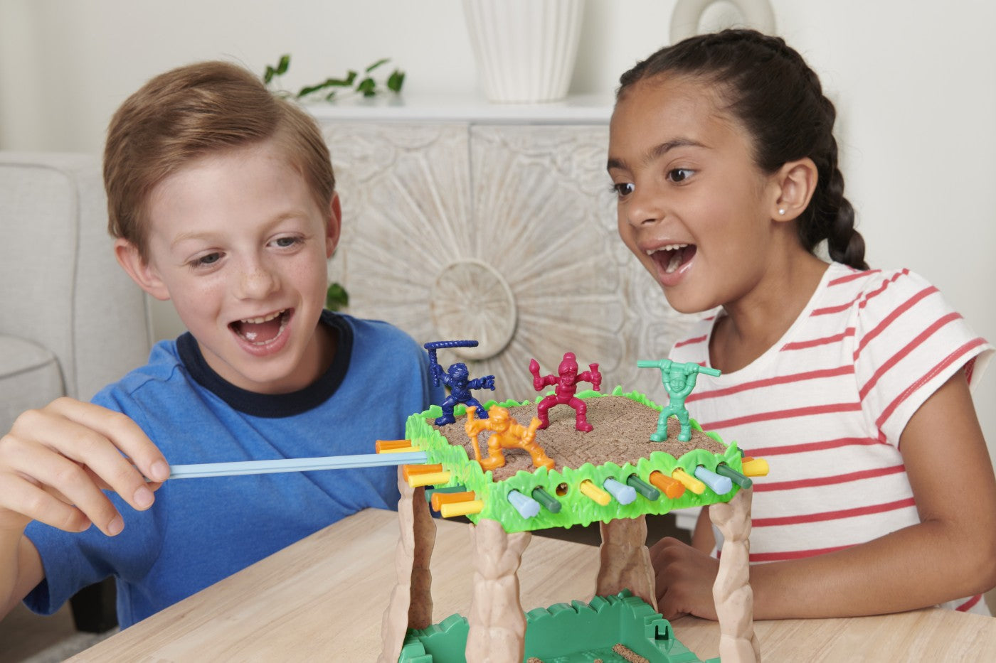 JOC DE AVENTURA CU NISIP KINETIC Spin Master - Imagine 3 [ps:7c09d5be-b77d-4db5-9ff4-3cc7eea7c552]