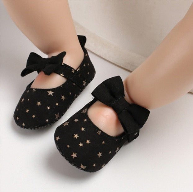 Balerini bebelus cu stelute Drool (Culoare: Gri, Marime: 0-6 Luni) [ps:ac40b736-74b7-4e2d-96f1-9c237026af9d]