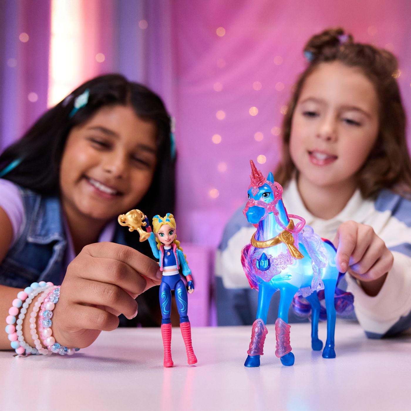 UNICORN ACADEMY SET ANTRENEAZA SI STRALUCESTE UNICORNUL - Imagine 5 [ps:3b5d4d02-bef8-4af2-99ef-2d3553eedca0]