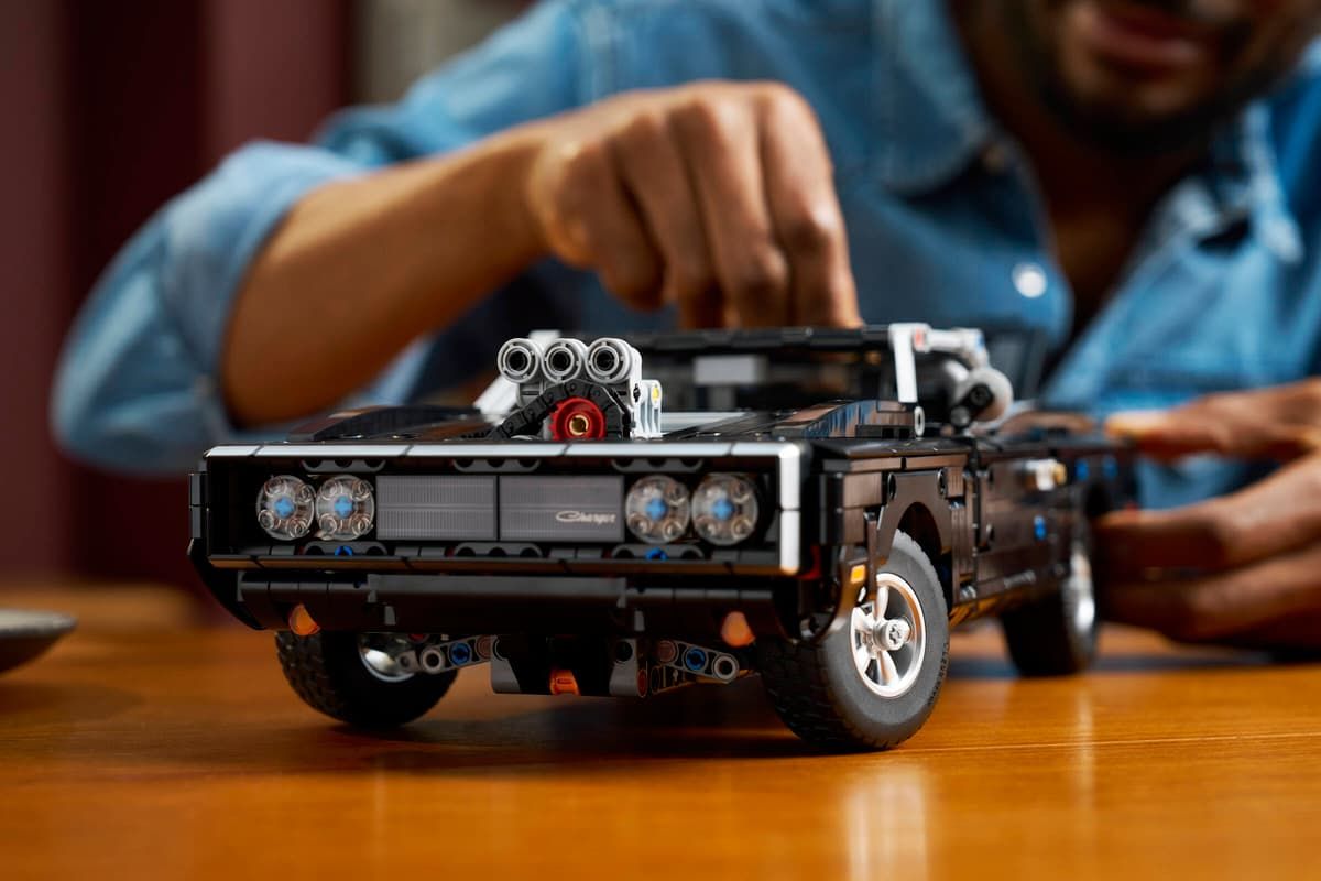 LEGO Technic Dodge Charger R/T Fast & Furious 42231 - Default Title (12) [ps:c3d19862-42d7-4ecc-80de-4bd27f096998]