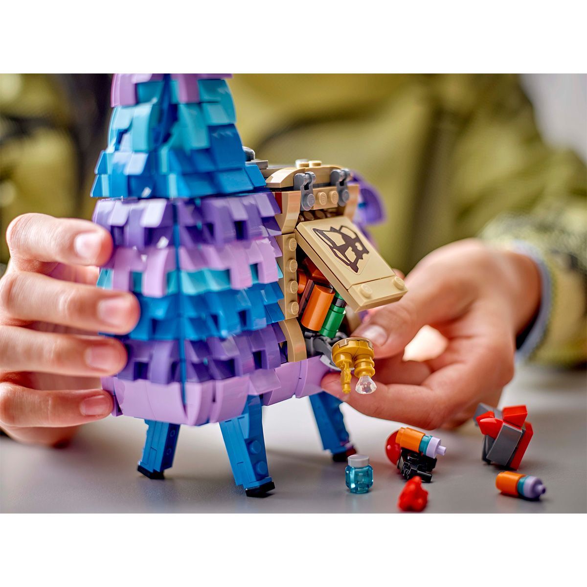 LEGO FORTNITE LAMA DE APROVIZIONARE 77071 [ps:d982f9a2-2f3a-4f1c-9178-c6174df45fa9]