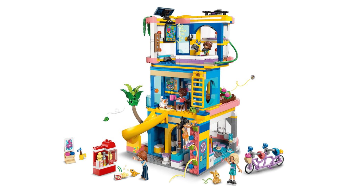 LEGO FRIENDS CLUBUL PRIETENILOR DIN ORASUL HEARTLAKE 42689 [ps:49708c1d-85b2-461f-a3ae-effd7a028985]