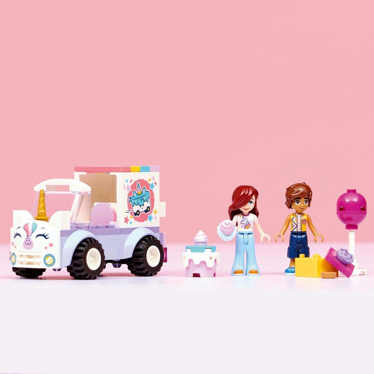 LEGO FIRENDS MASINA UNICORN PENTRU LIVRARE DE TORTURI 42675 [ps:5ca04e8b-cfc1-4dd3-9d54-ba72c36d7ef5]
