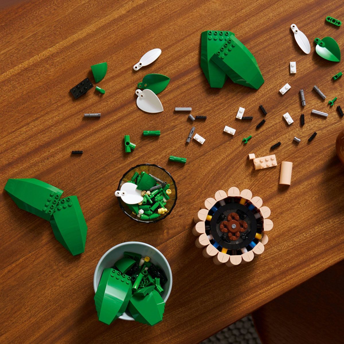 LEGO BOTANICALS CRINUL PACII 11504 [ps:e6169398-5ea3-4275-b226-3140361825a2]