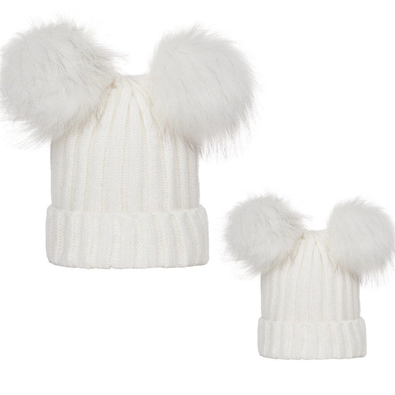 Set caciuli mama copil cu doua pampoane Drool (Culoare: - Alb