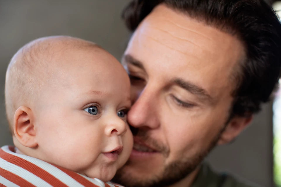 Set de biberoane pentru bebeluşi SCD657/11