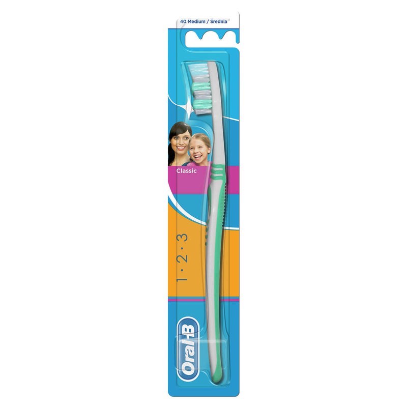 ORAL-B Classic 3 Effect, periuta de dinti, 40 medium infant-ro