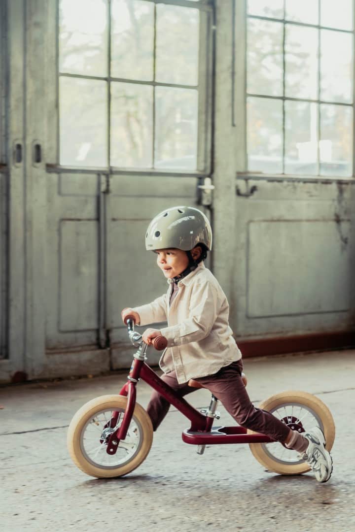 Trybike | Bicicleta din Otel Fara Pedale | Vintage Rosu