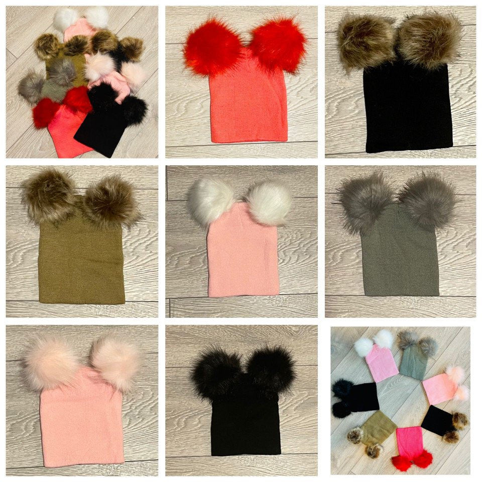 Caciulita cu pampoane Drool - 8 culori disponibile