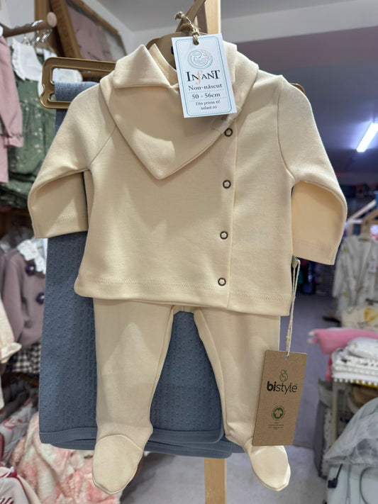 Set hăinuțe nou-născut INFANT Princess Ecru cu guler volănaș și păturică roz 6-12 Luni Bleumarin [ps:75be9261-5b2d-4808-87bc-b975e41ce71b]