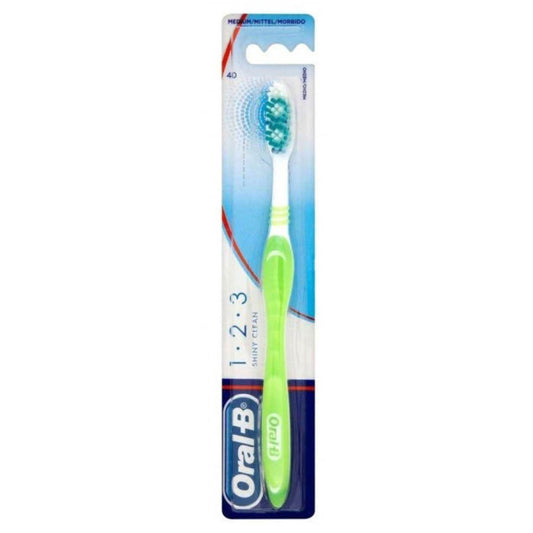 ORAL-B Shiny Clean, periuta de dinti, 40 medium [ps:417839fb-f73e-4bcd-a25b-1fe0929f9e69]