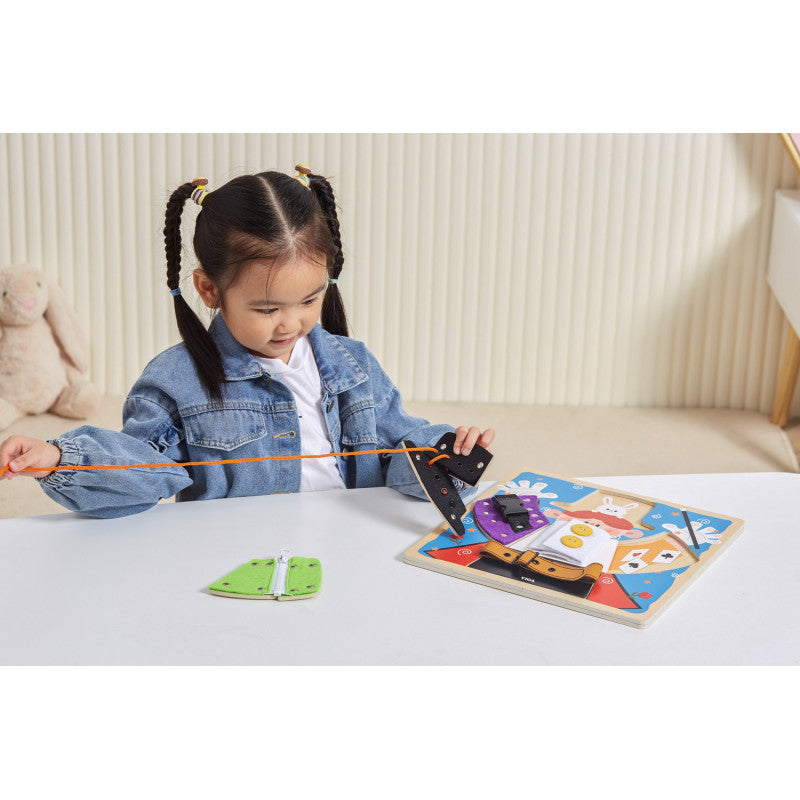 Panou de indemanare - Costumul Magicianului, Viga