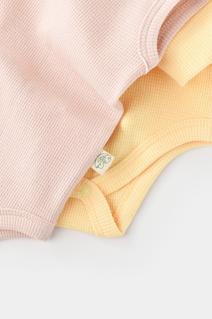 Set 2 body-uri fara maneci bebe unisex Girafa, BabyCosy, 100% bumbac organic