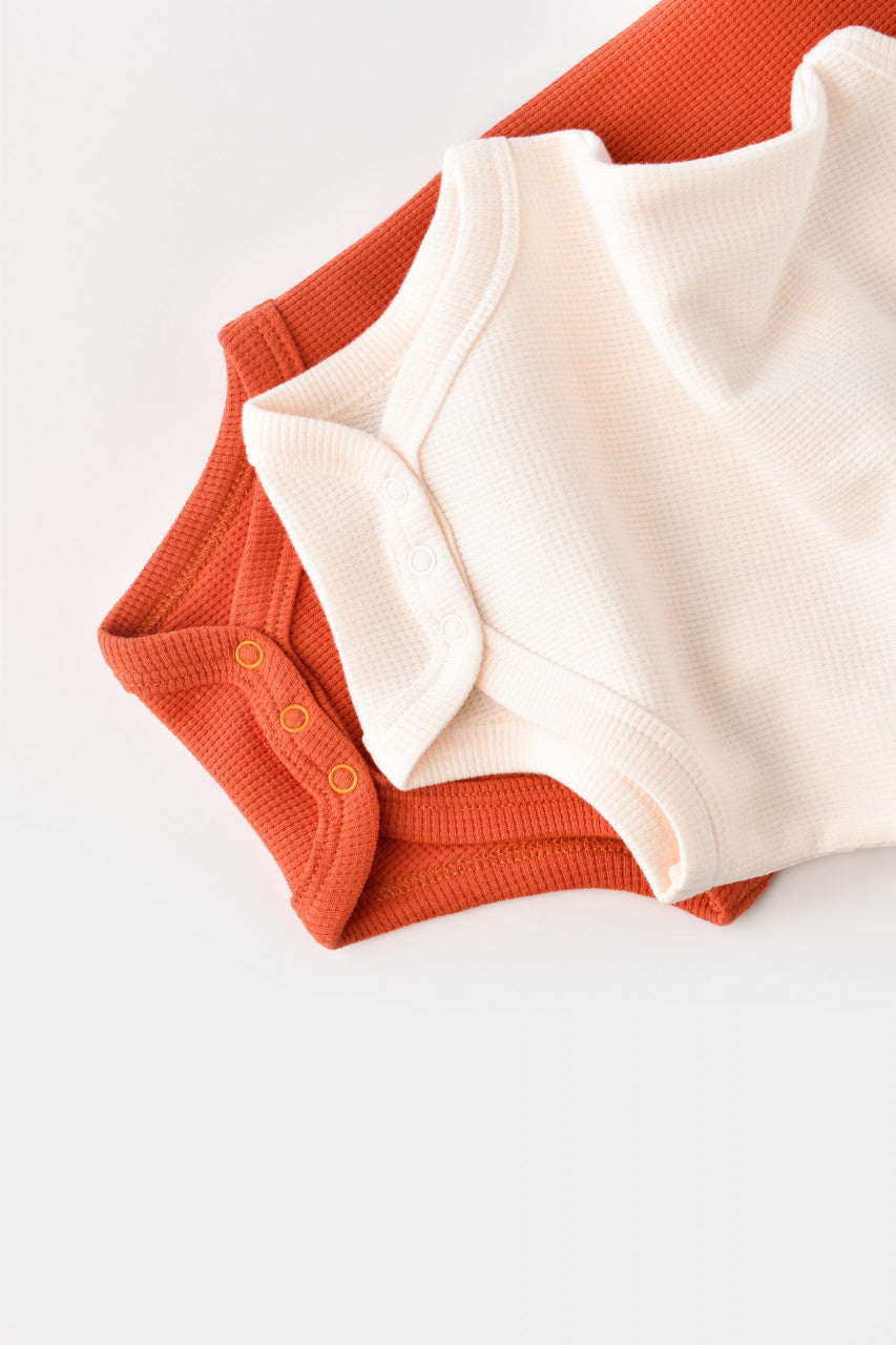 Set 2 body-uri fara maneci bebe unisex Girafa, BabyCosy, 100% bumbac organic