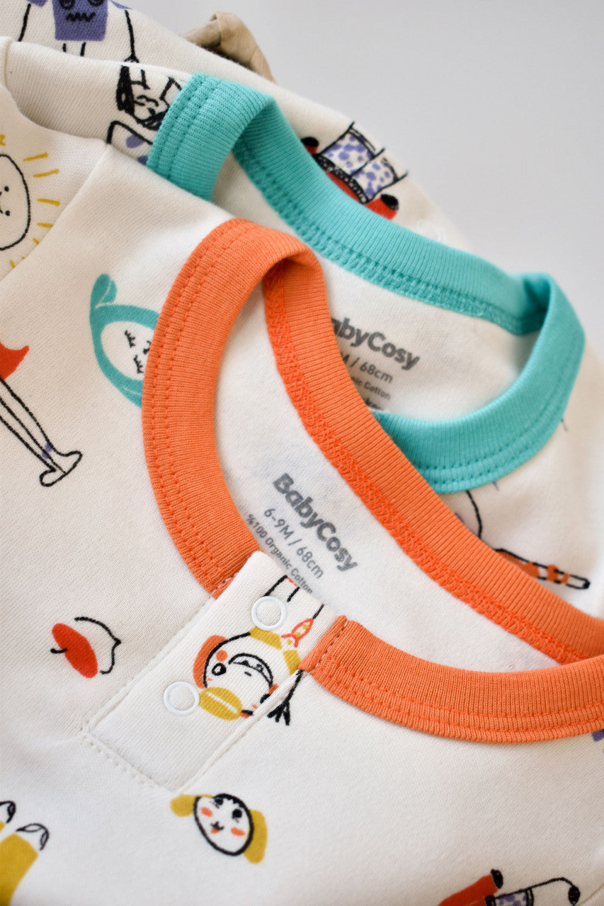 Set 2 salopetele cu maneca lunga si pantaloni lungi cu botosei - 100%bumbac organic -  cu buline, BabyCosy