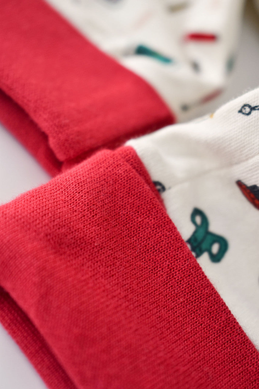 Set 2 salopetele cu maneca lunga si pantaloni lungi cu botosei - 100%bumbac organic -  cu buline, BabyCosy