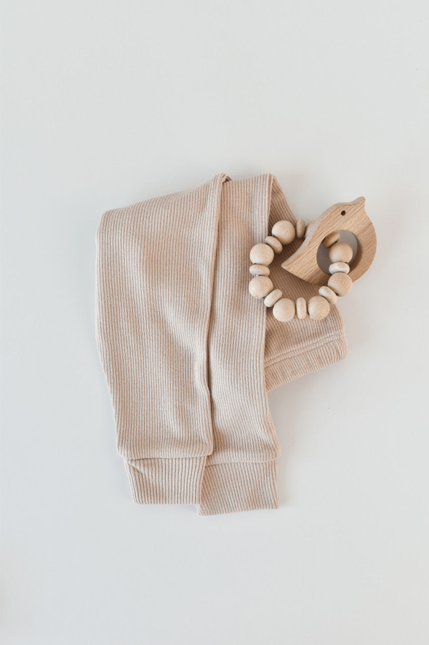 Set 3 piese: bluzita cu maneca lunga, pantaloni lungi si caciulita din bumbac organic si modal - , BabyCosy