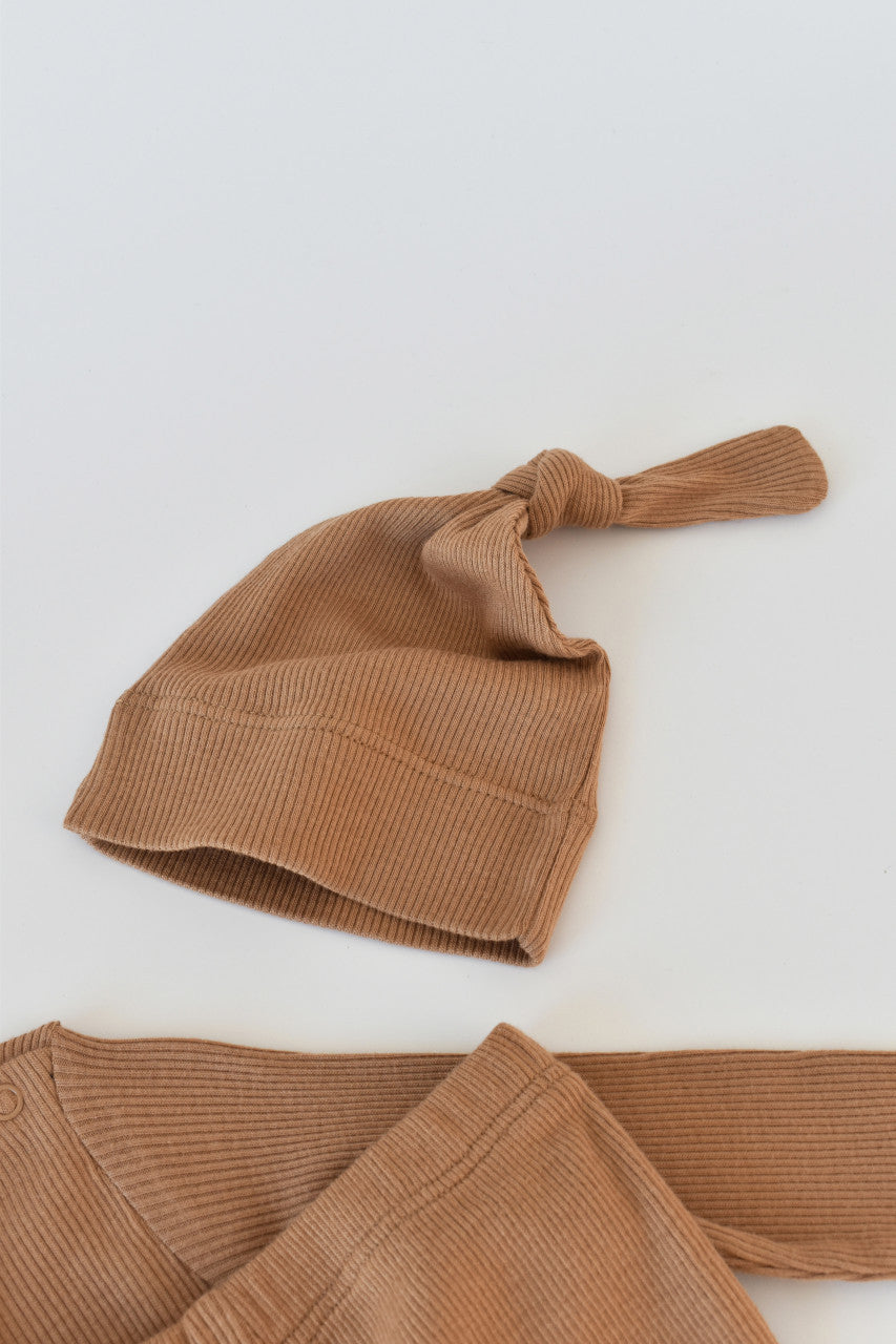 Set 3 piese: bluzita cu maneca lunga, pantaloni lungi si caciulita din bumbac organic si modal - , BabyCosy