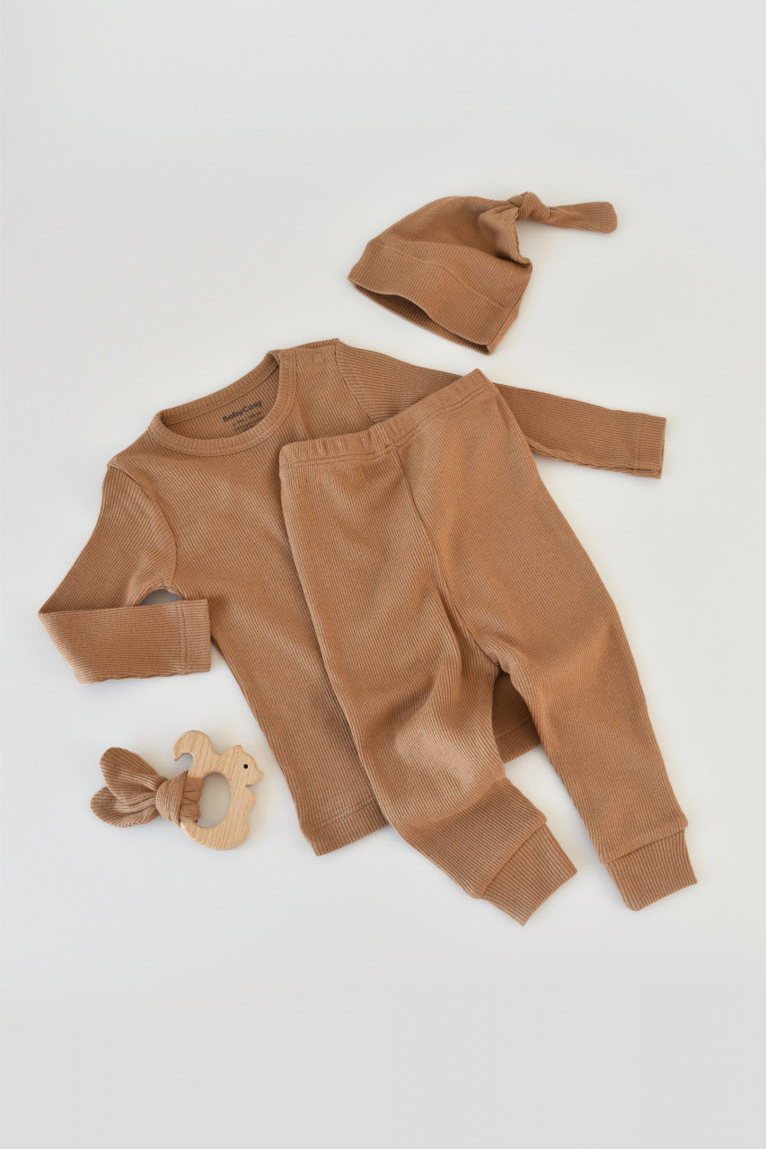 Set 3 piese: bluzita cu maneca lunga, pantaloni lungi si caciulita din bumbac organic si modal - , BabyCosy